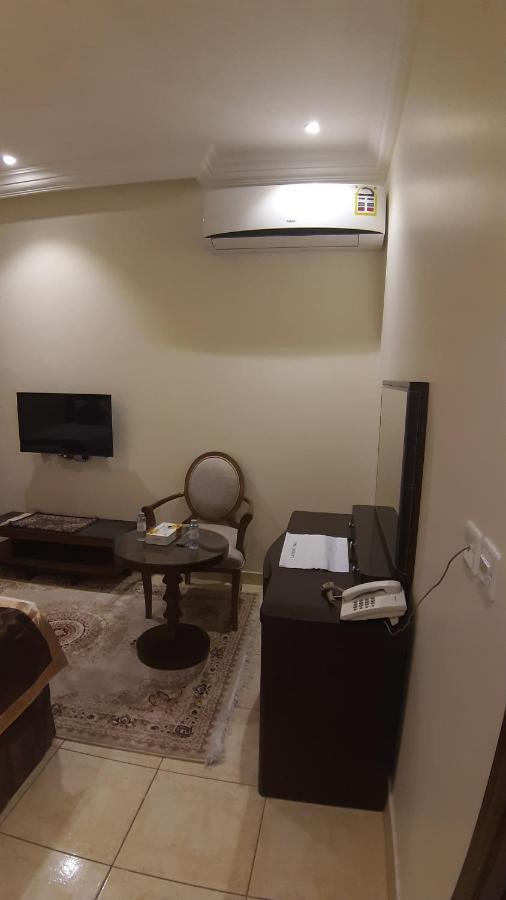 Al Rawda - Hotel Tabuk Buitenkant foto