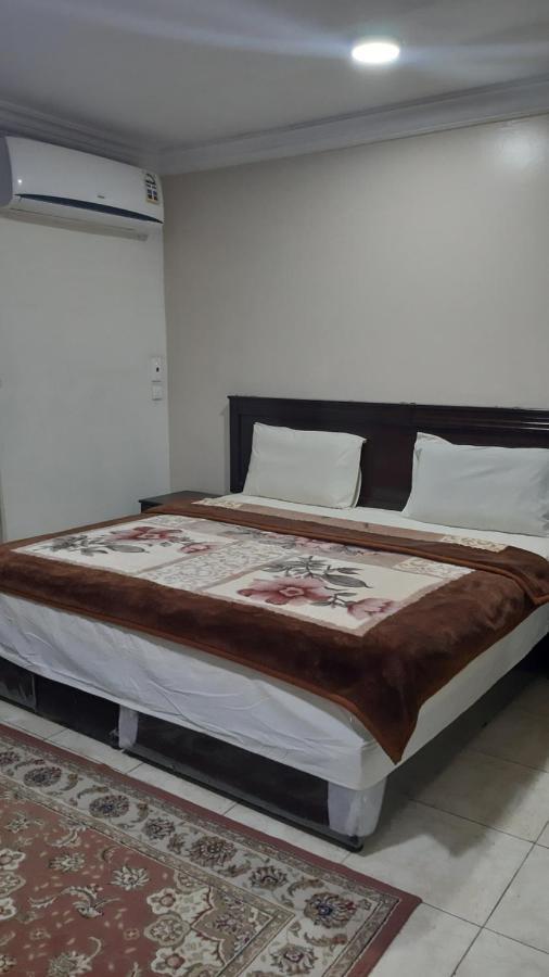 Al Rawda - Hotel Tabuk Buitenkant foto